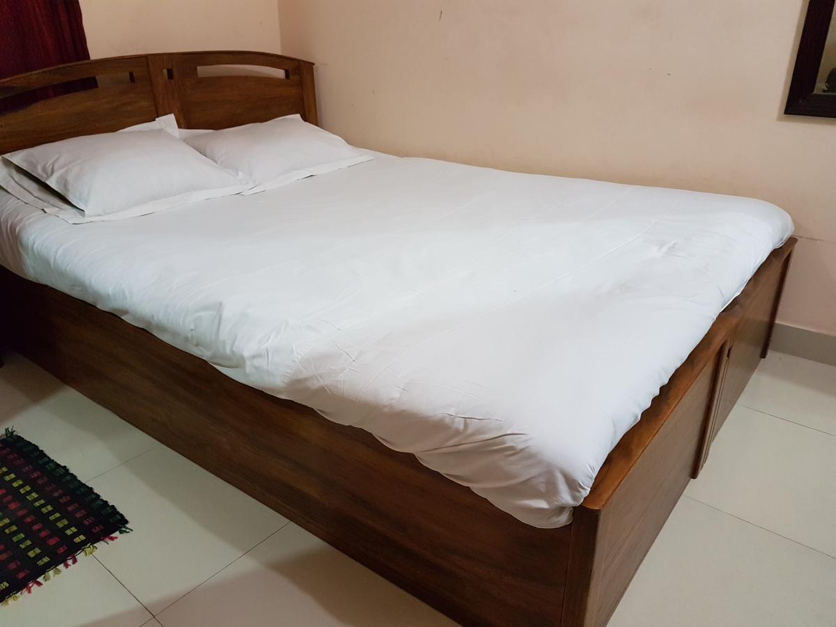 Hotel Diamond Park Dakhin Kattali Екстериор снимка