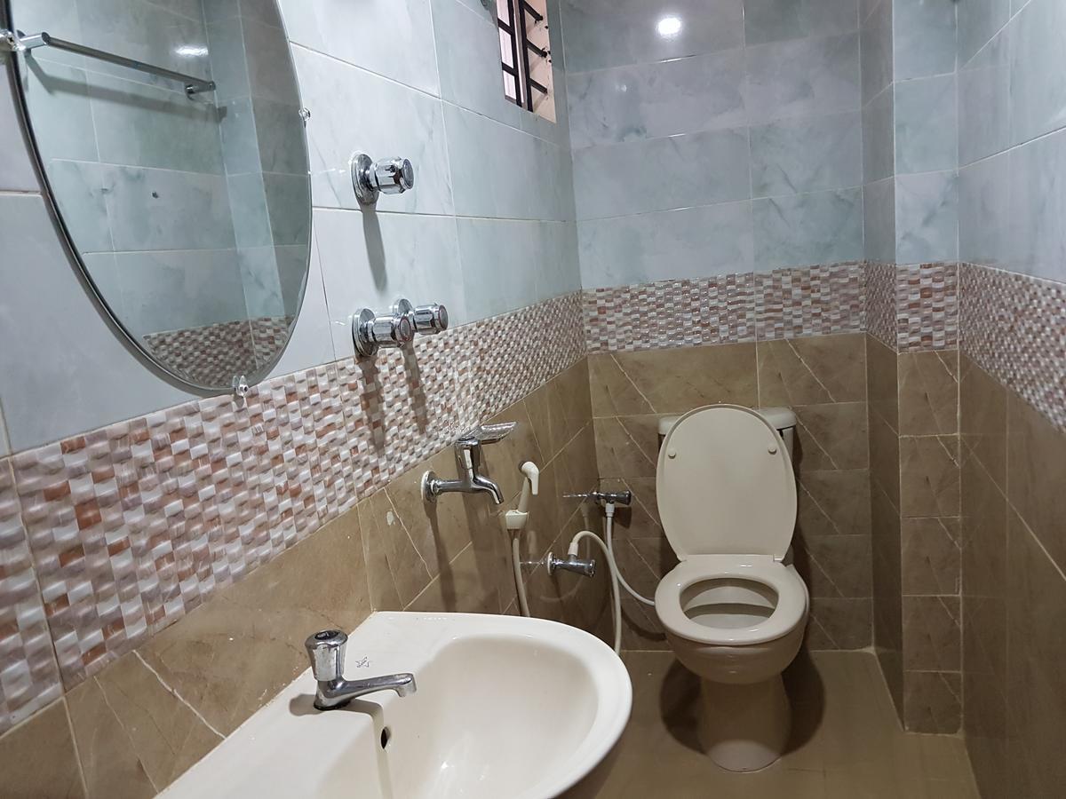 Hotel Diamond Park Dakhin Kattali Екстериор снимка