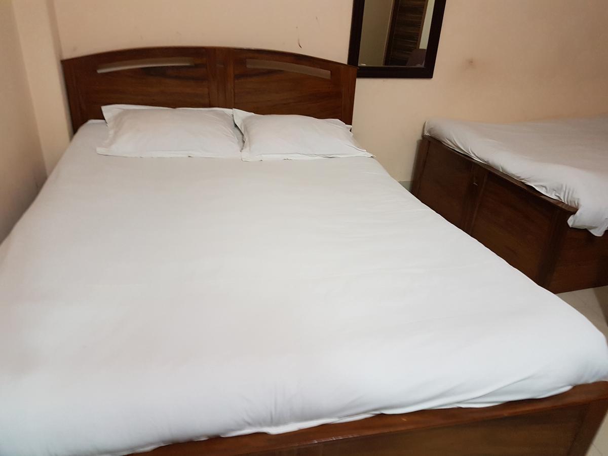 Hotel Diamond Park Dakhin Kattali Екстериор снимка