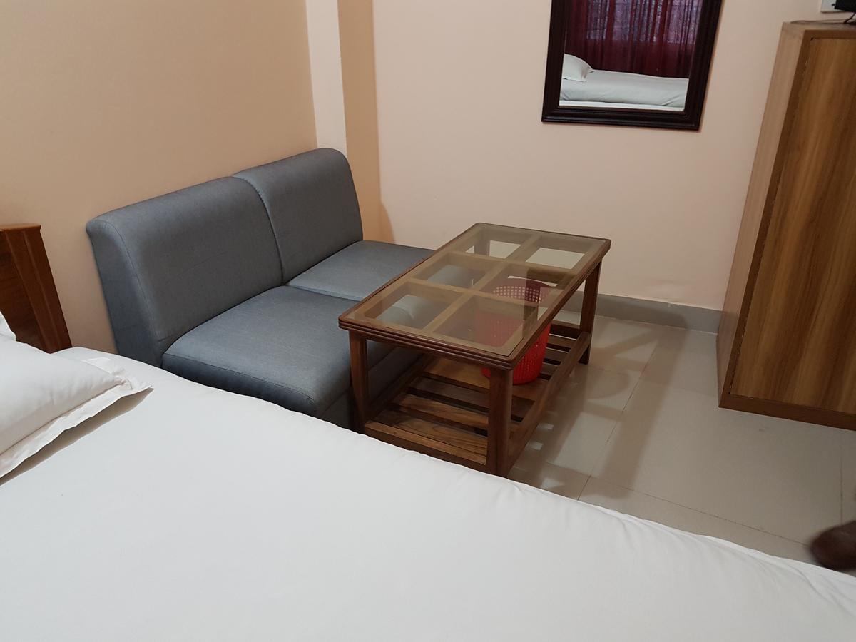 Hotel Diamond Park Dakhin Kattali Екстериор снимка