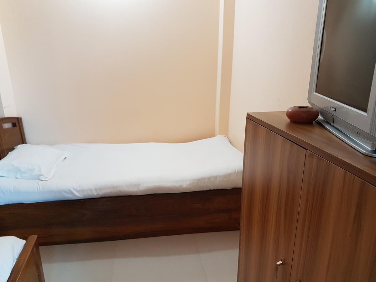 Hotel Diamond Park Dakhin Kattali Екстериор снимка